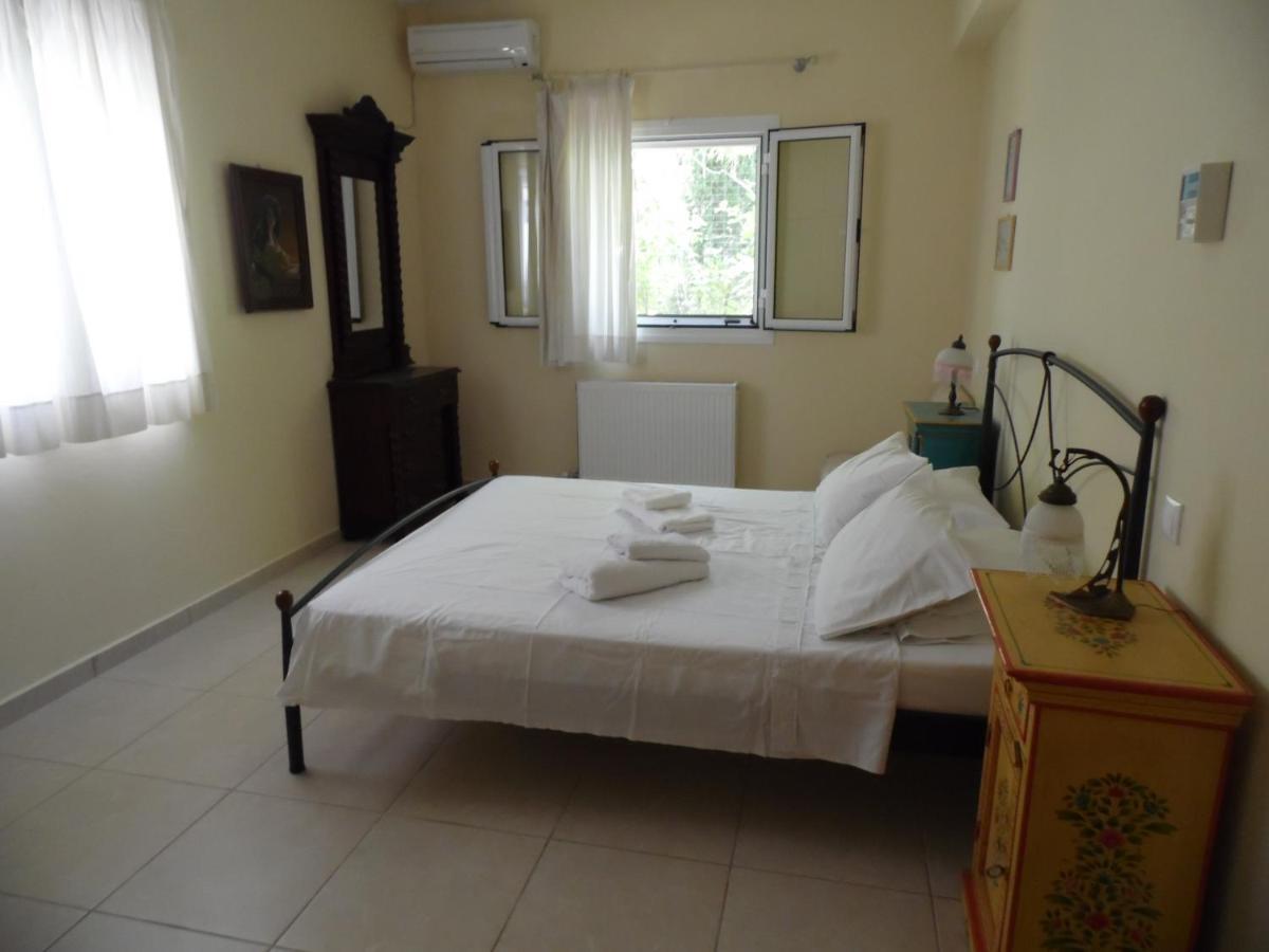 Theni Olive Grove Villa Kato Yerakarion Экстерьер фото